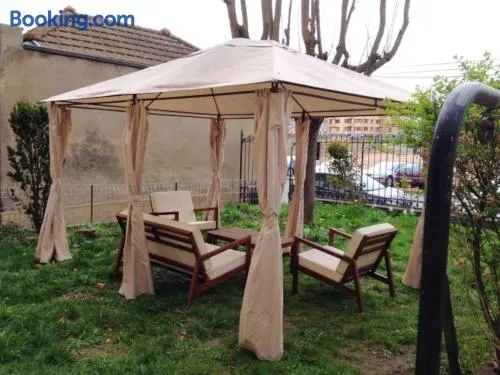 Appartement avec jardin et barbecue | Vue jardin | Idéal pour le télétravail - Image 1