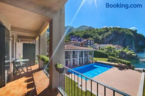 Domus Lario's Lake, pool and lake view - Image 1