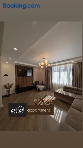 Stradinya apartment - Image 1