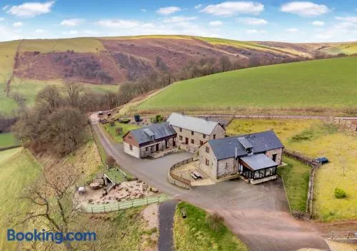 Beacons View Farm Cottages - Image 1
