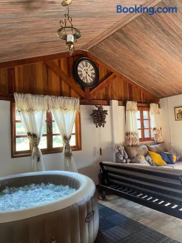 Cabana com Jacuzzi em Guararema - Image 1