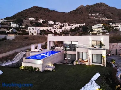 Vistaport A - Luxury Villa with Private Pool and Sea View - Image 1