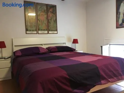 MIDA HOUSE - Image 1