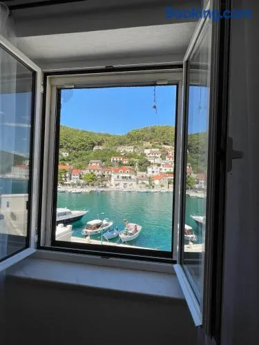 Apartmani Brač - Image 1