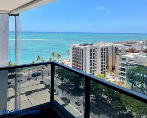 High Standard Penthouse Two Suites Sea View Jatiuca Beach SKY1302 - Image 1
