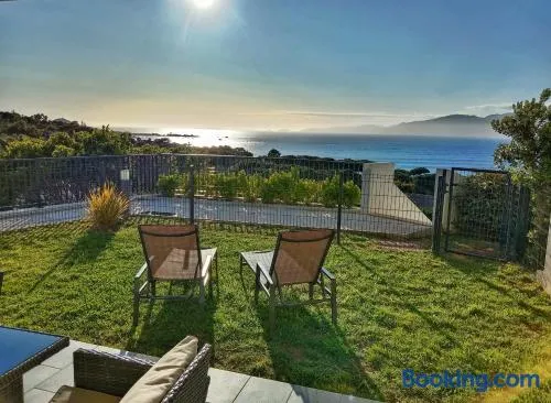 Les Rivages de Stagnola Appartement T3 vue mer et montagne plage 200m climatisé - Image 1