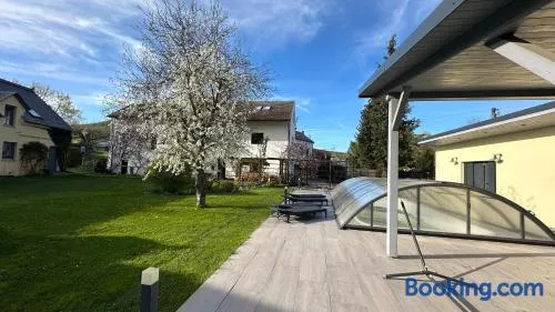 Bungalow garden room Milešov - Image 1