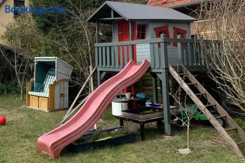 Ruhige Wohnung, citynah und kinderfreundlich - Image 1