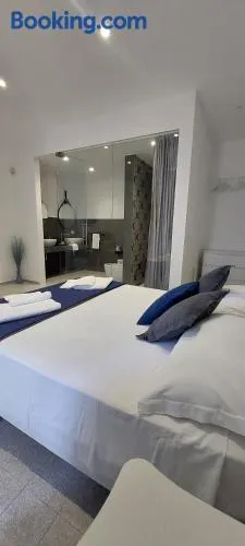 Miramare rooms b&b - Image 1