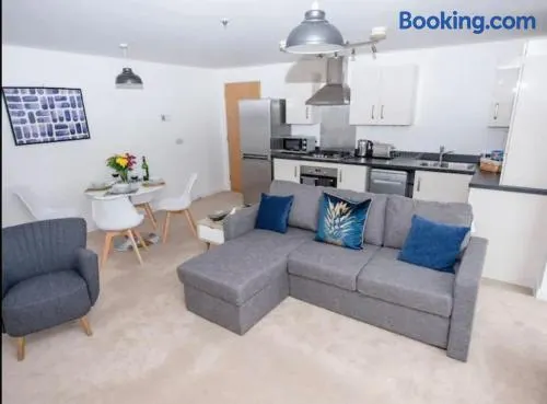 1 Bedroom flat in Peterborough City centre - Image 1