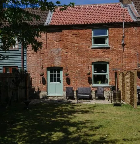 Herberts Cottage - Image 1