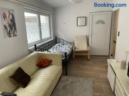 TOP4 Single Zimmer mit eigenem Bad - Image 1