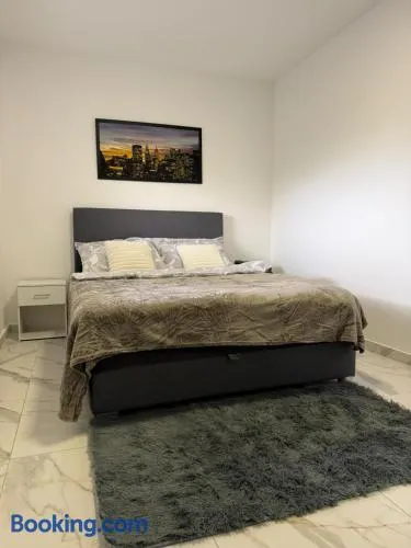 Apartman na dan Pecinci - Image 1