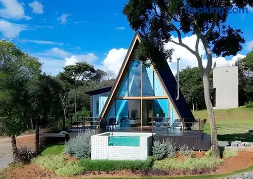 Cabana com piscina e vista de tirar o fôlego! - Image 1