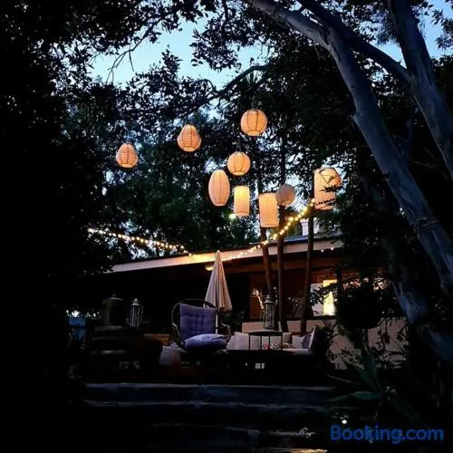 The Secret Figtree Cottage - Image 1