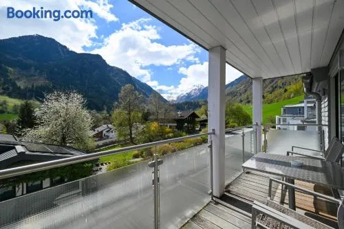 Penthouse Glacier View 10 5 incl SUMMER CARD by All in One Apartments - Image 1