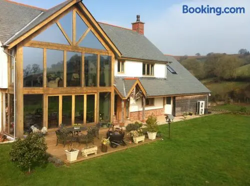 East Dunster Deer Farm B&B - Image 1