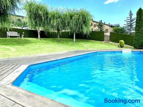 Estavar, Cerdanya, casa con piscina comunitaria - Image 1