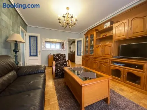Apartamento en Pola de Siero - Image 1