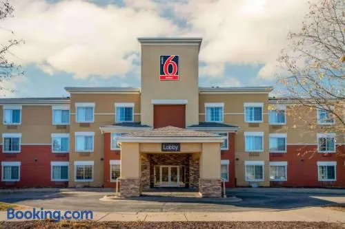 Studio 6 Extended Stay Minneapolis Airport Eagan North MN - Image 1