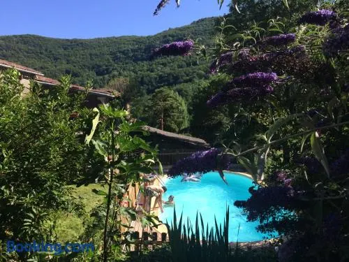 Gîte Tanagra : Maison avec piscine et vue exceptionnelle - Image 1