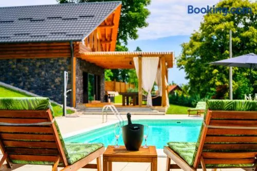Holiday Home Wellspring - Image 1
