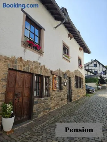 Haus am Burgturm Kronenburg - Image 1