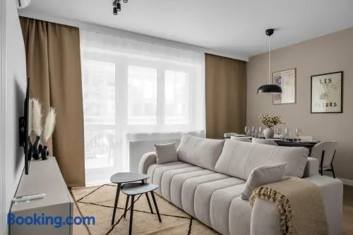 Ochota Three-Bedroom Apartment - 79m2, Parking, Balcony - by Rentujemy - Image 1