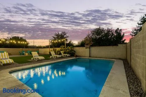 Western Skies Gilbert - Image 1