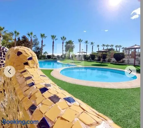 Beachfront apartment - Image 1