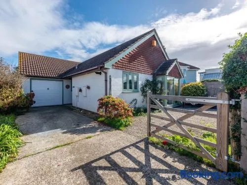 2 Bed in Bognor Regis oc-79283 - Image 1