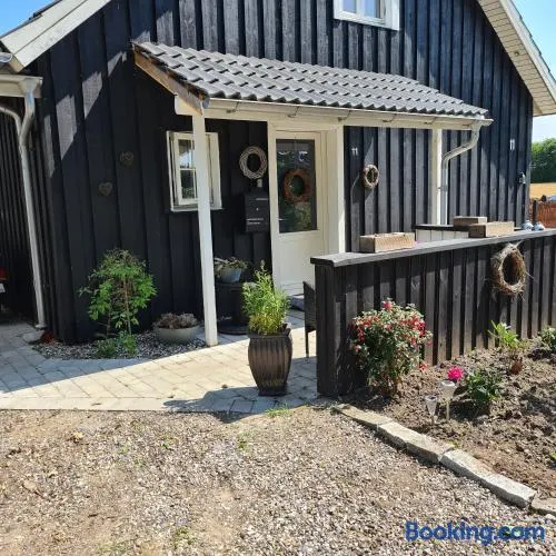 Marsvinslund bed and breakfast - Image 1