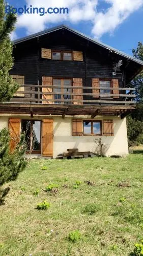 Chalet avec vue sur le Lac de Matemale - Image 1