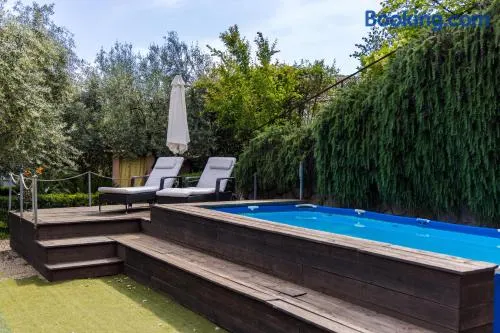 Villa Privata con Giardino e Piscina - Image 1