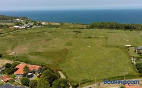Azkorri Beach House 9 rooms Bilbao - Image 1
