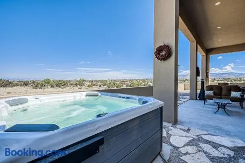 Casa Ponderosa - Image 1