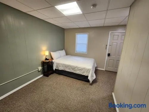 Dunnstown Lodge - Image 1