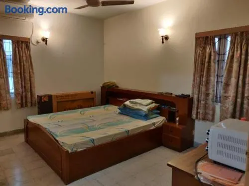 Lovely couple friendly guest house - Image 1