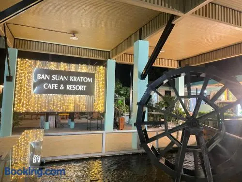 BAN SUAN KRATOM CAFE AND RESORT - Image 1