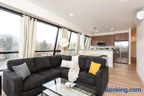 Modern condo with town and mountain views - Image 1