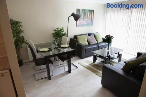 City Centre Luxury Holiday Apartment - Image 1