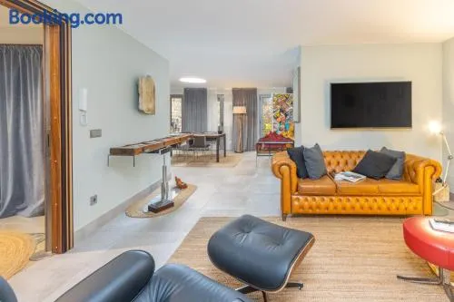 Kel Domènech Luxury Apartment - Image 1
