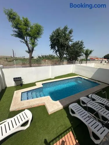 Casa con piscina a 10 min de Granada centro, Parking Gratis - Image 1