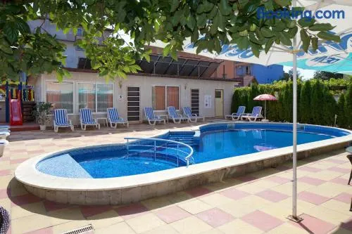 Peshev Family Hotel Nesebar - Image 1