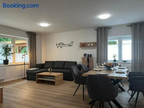 FeWo Cessna, elegante Wohnung, 2 Schlafzimmer, überdachte Terrasse - Image 1