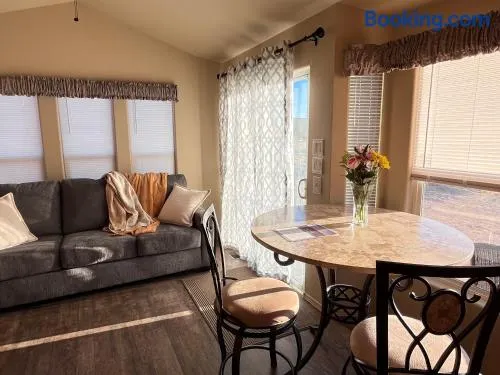 The 303 in the Desert - whole house rental - Image 1