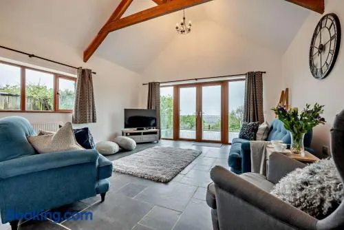 3 Bed in Whitstone oc-l29237 - Image 1