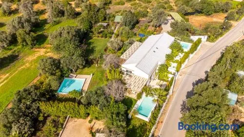 Laranjal Farm House - Image 1