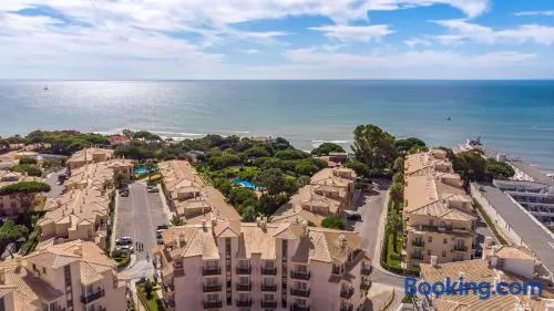 Apartamento Praia da Oura - Image 1