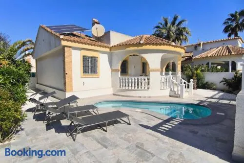 Casa Limonero by Rental Hero - Image 1